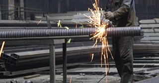 Цена на сварные работы в Нягань - расчет стоимости сварных работ цена от 1235 руб.