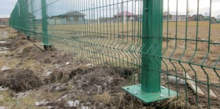 Купить сваи для ограждения от производителя в Нягани от 1389 руб: низкая цена, быстрая установка
